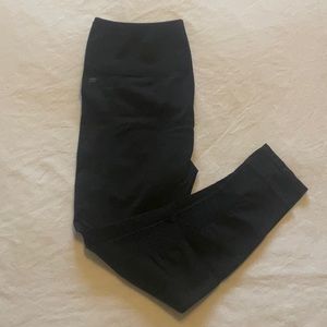 Fabletics Sync high waisted performance 7/8 length leggings